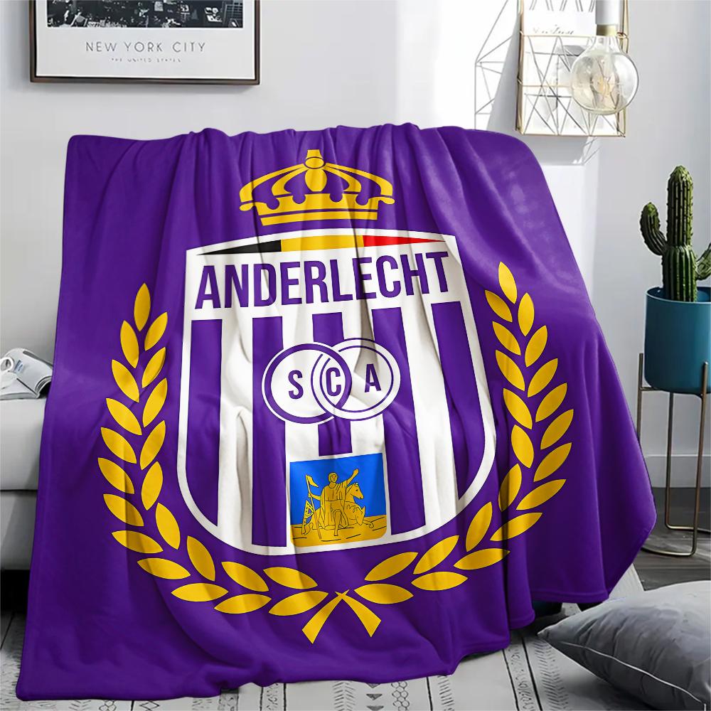 1 ks Flanelová deka s potiskem Royal Sporting Club Anderlecht, Vysoce kvalitní, Pro všechna roční období, Domácí dekorace, Teplo a pohodlí, Ideální jako vánoční dárky