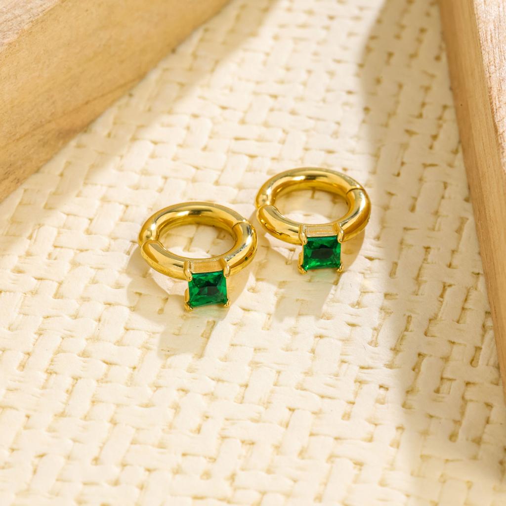 Fashion personalized design square single diamond earrings OL simple titanium steel earrings women without earrings