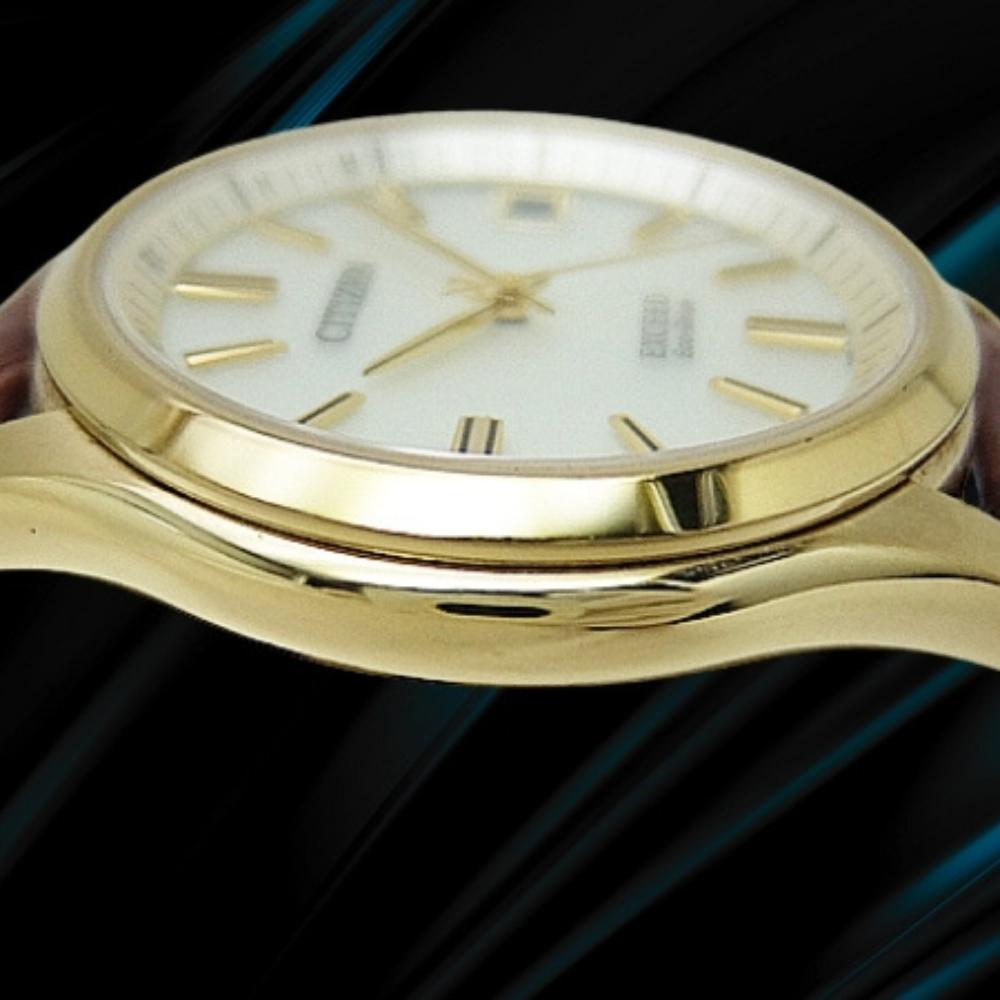 Citizen Exceed Eco-Drive Radio-Controlled Quartz H111-T015875 Gold-Plated Duratect Silver Dial Perpetual Calendar Used
