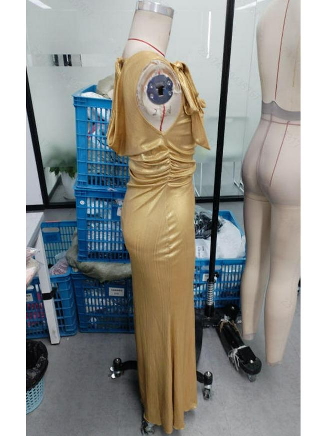 2026 Women's Slimming Deep V-Neck Backless Long Dress