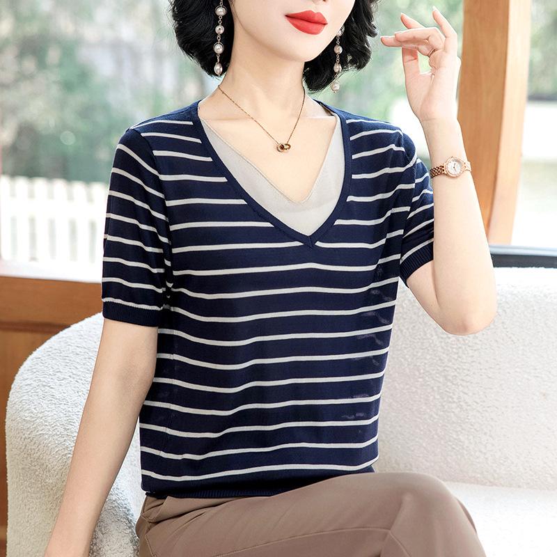 

Stylish Ice Silk Short-Sleeved T-shirt for Moms - Summer 2026 3XL (120-135 jin)