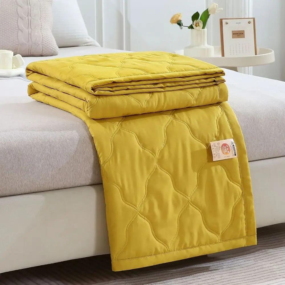 Summer Cooling Blanket Cold Effect Conditioning Quilt Double Sided Skin-Friendly Cooler Quilt Breathable Solid Color Blanket