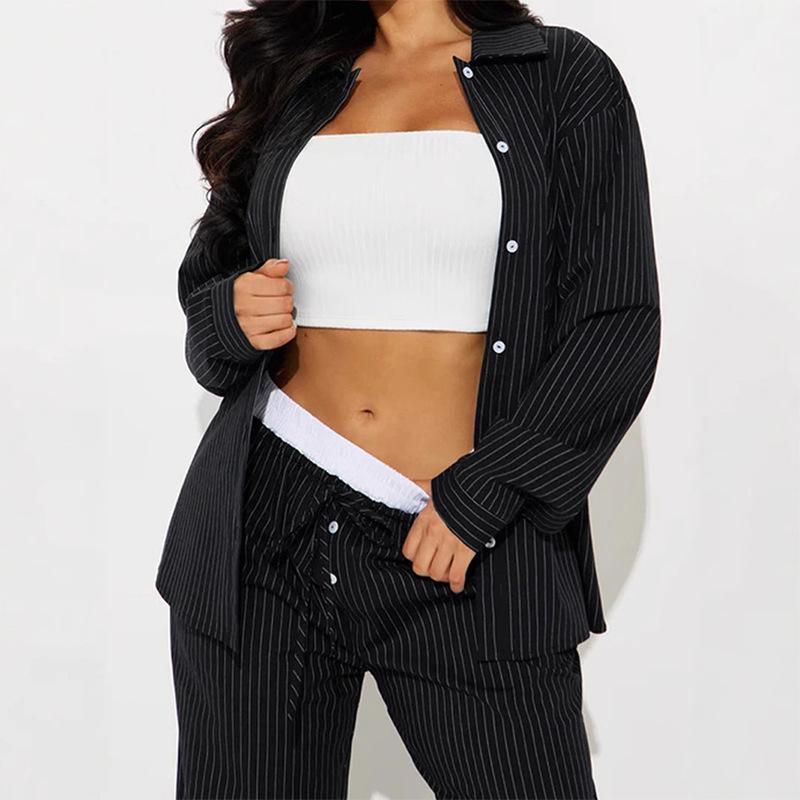 

Женская полосатая рубашка с длинным рукавом, кроп-топом и широкими брюками S чёрный