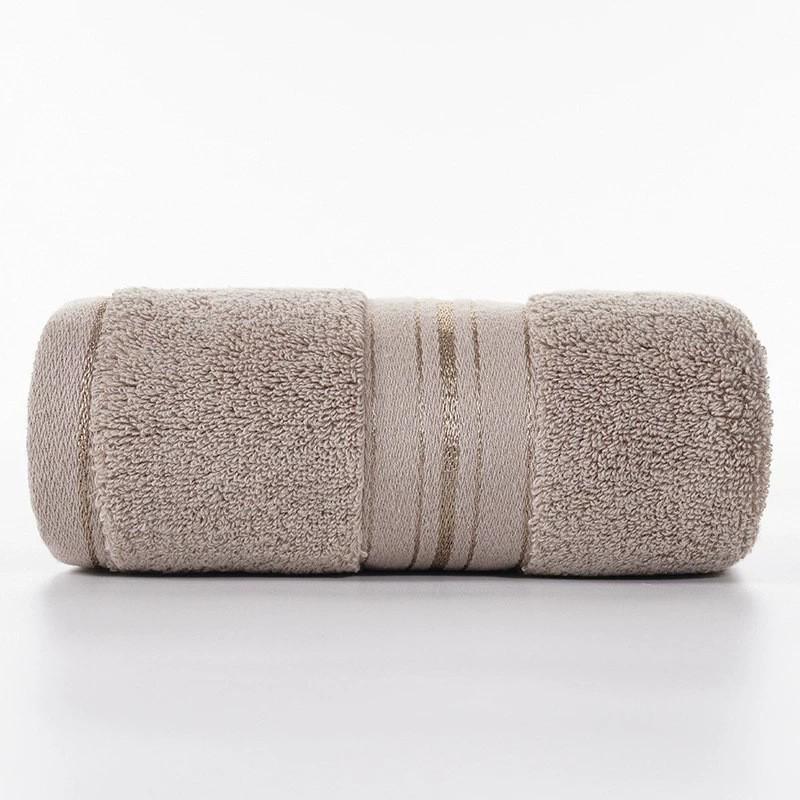 Luxury Cotton Hotel-Quality Towel: Thick, Lint-Free, Absorbent Bath Towel for Men & Women