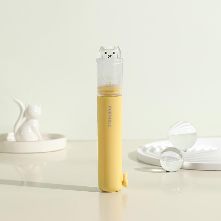 

Original 2-in-1 Portable Toothbrush Set Dental Care Kit Travel Essential Soft Bristle 17*2.6*2.6cm жовтий