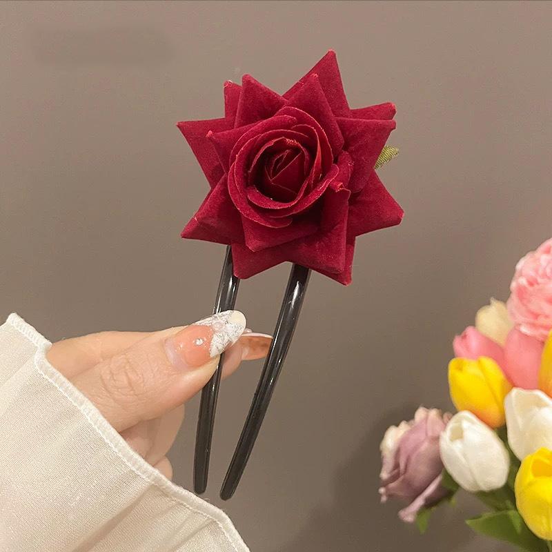 

Реалистичная бархатная роза Заколка для волос с когтями Фото Атмосфера Цветок Заколки для волос Аксессуары для волос Пучок Акула Зажимы Red rose hairpin