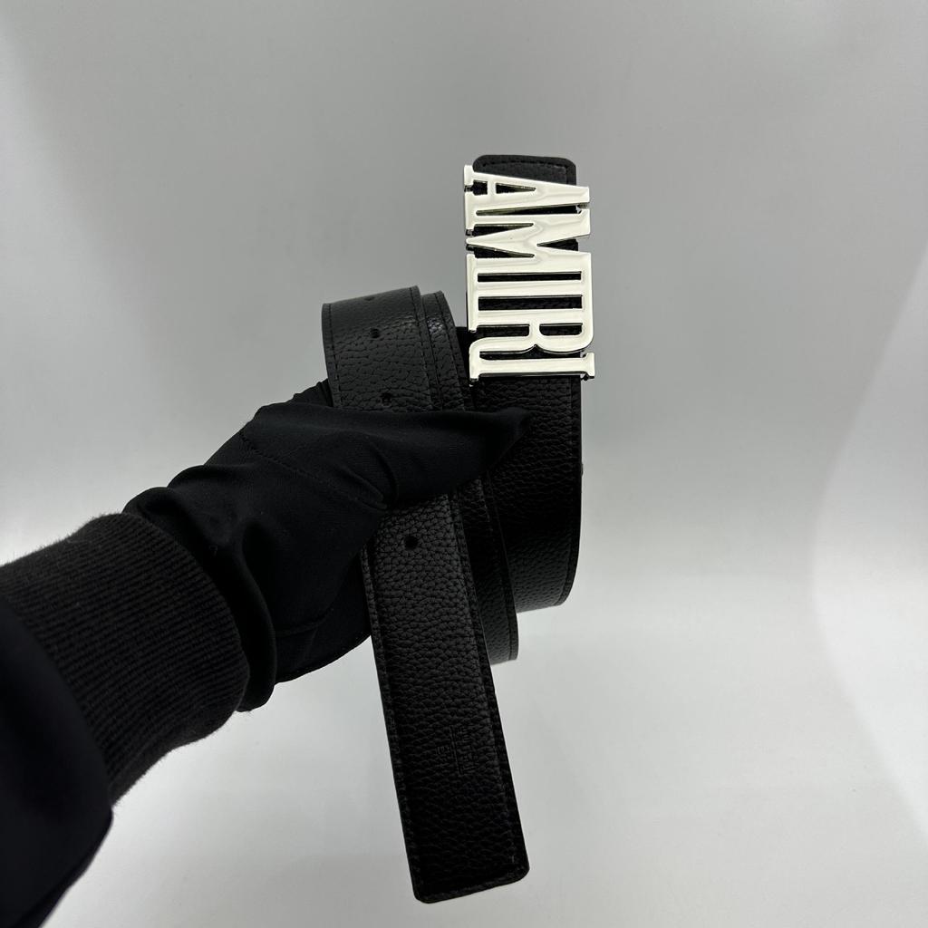 Pánský stylový kožený opasek s hladkou přezkou - Všestranný pro obchod i módu