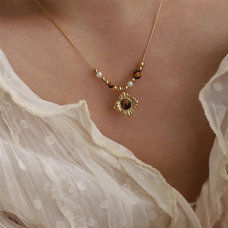 Maillard Style Brown Flower Pendant Tiger Eye Stone Bead Chain Necklace for Women Fashion Charm Chokers Collar Chic Cast Jewelry