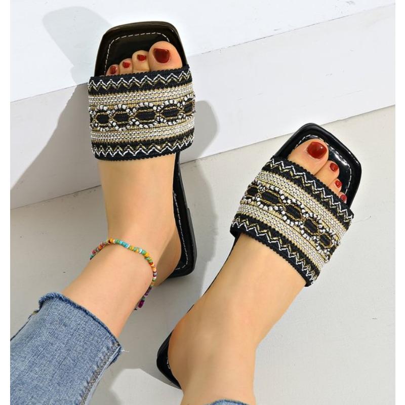 New Designer Casual Flat Shoes Women Elegant Slip on Walking Slippers Lightweight Comfortable Shoes Slides Sandals