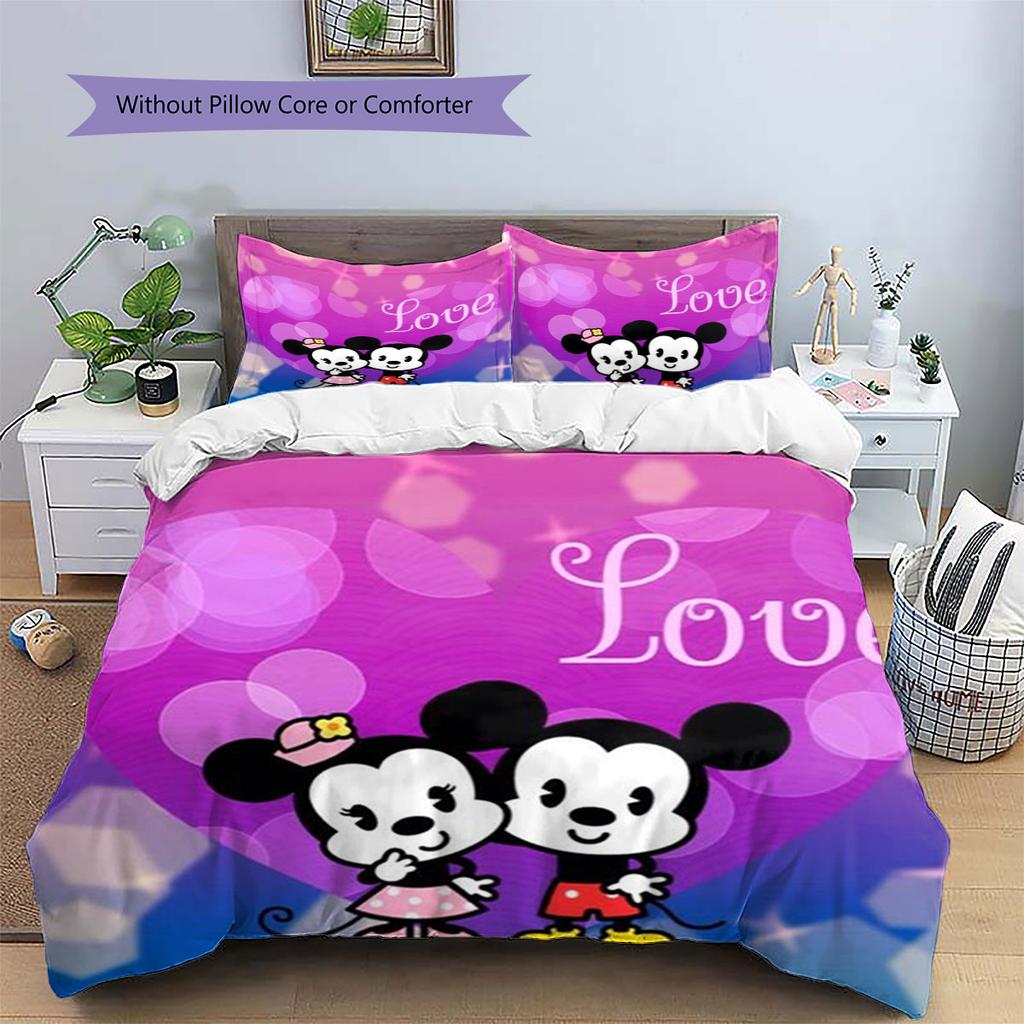 Red Patchwork Mickey & Minnie Couple Print Bedding Set, A Warm and Comfortable Choice for Decorating A Child's Bedroom.