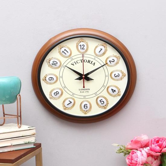 

Настенные часы Victoria 30 см, винтажный стиль с золотистыми рамками, коричневая деревянная рамка, коллекция 1792