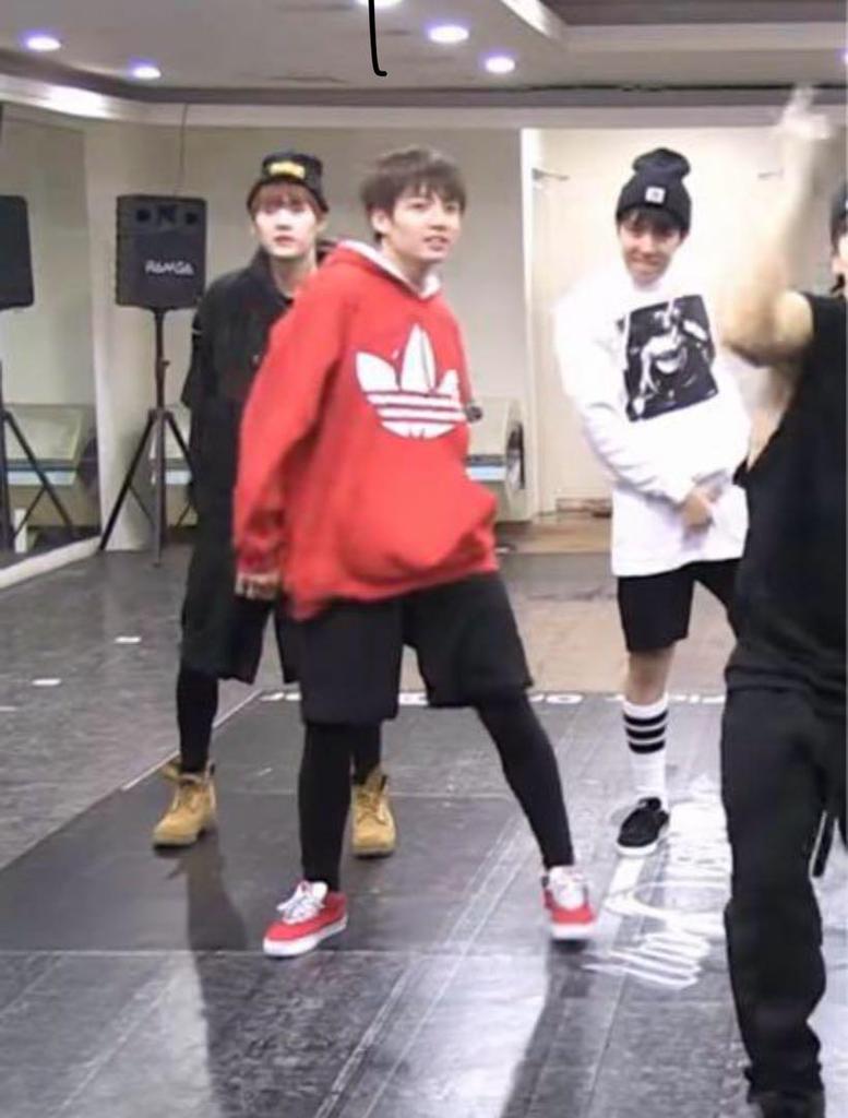 [USED] Adidas Originals Hoodie Worn by BTS's Jungkook