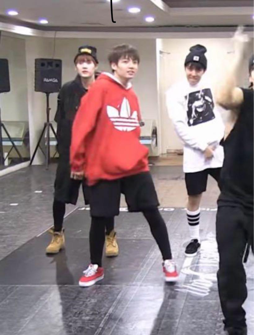 

[Б/У] Худи Adidas Originals, которое носил Чонгук из BTS