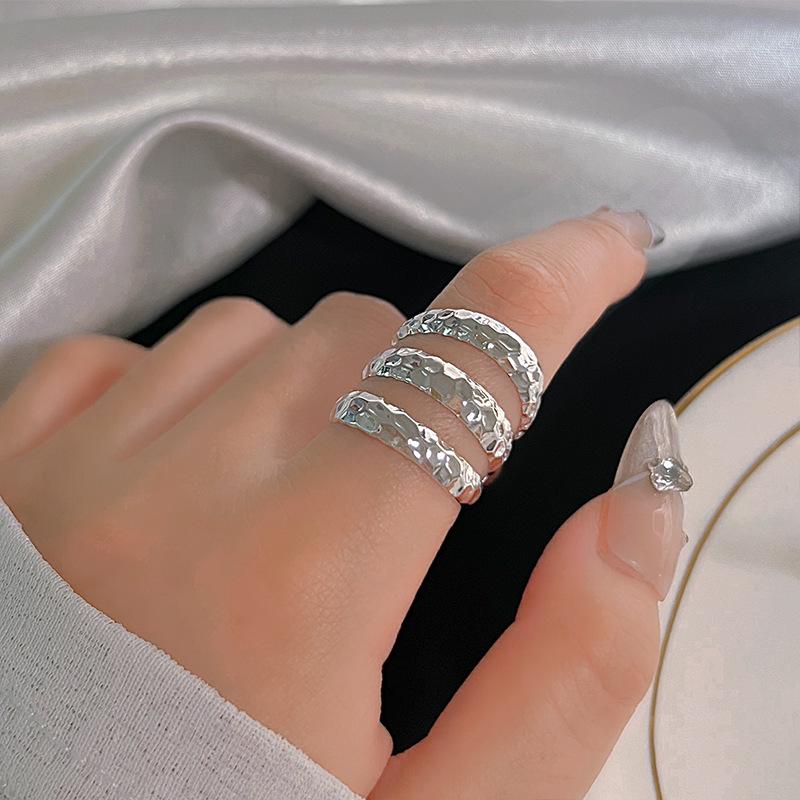 Sterling Silver Floral Ring for Women - High-End Open Joint Design for Autumn/Winter