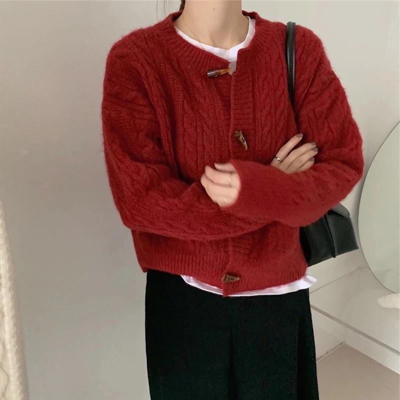2023 Women's Japanese-Style Horn Button Short Chunky Knit Cardigan - Solid Color, Round Neck for Spring & Autumn