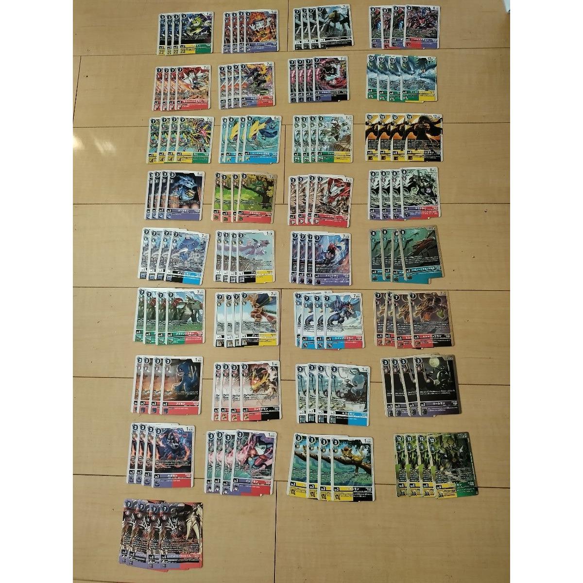 Used digimon card 33 kind 132 piec