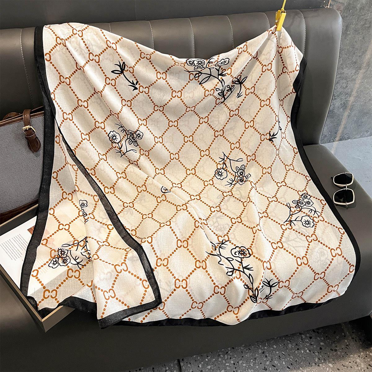 

Новый весенне-летний стиль и универсальный шарф-шаль с буквенным принтом, теплый шарф для женщин, тонкий шарф с ощущением хлопка и льна 88*182cm