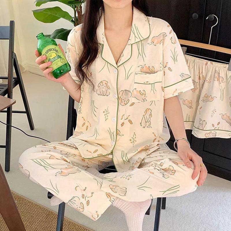 Pastoral Women's Pajama Set: Soft, Cute Rabbit Design, Short-Sleeve, Casual Three-Piece Loungewear.