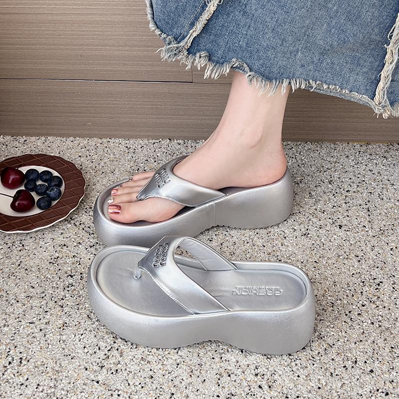 Xiaoxiangfeng Muffin Thick-soled Slippers for Women's Summer Wear, New Toe Flip-flops, Internet Celebrity Fashion Height-enhancing Cool Slippers