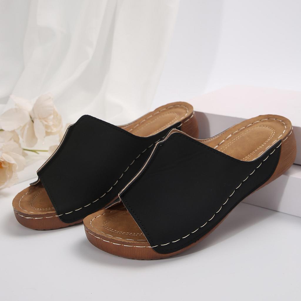 Neue ausländische Handels-Keilabsatz-Hausschuhe Damen Dicke Sohle Damen Sandalen Lässig und leicht Große Größe Damenhausschuhe