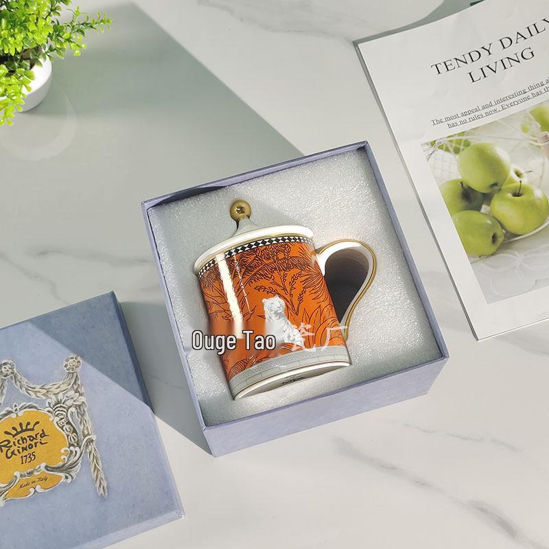 Tiger Totem Retro Bone China Mug with Lid – Coffee Cup Gift Set
