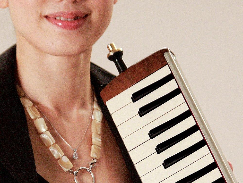 SUZUKI Keyboard Harmonica Melodion Special Short Mouth MP-141