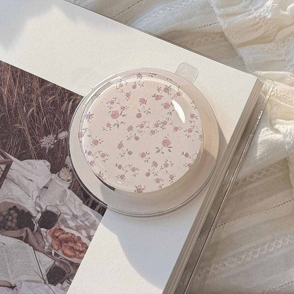 Instagram-style small floral pattern suitable for MagSafe magnetic suction mount with extendable airbag mount