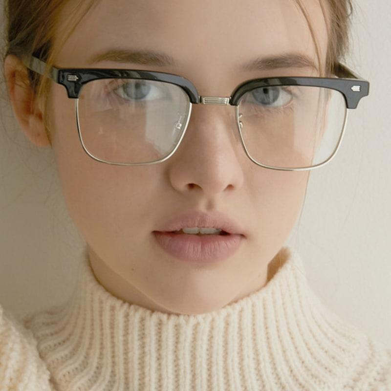 

One Brilliant Mark-OB218-Black FREE