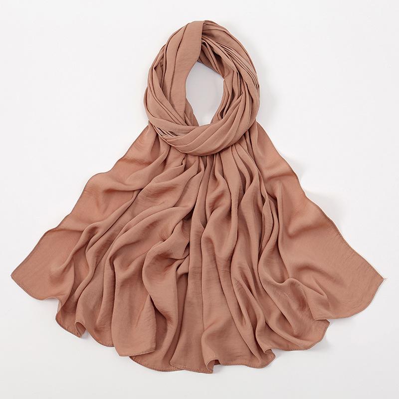 Autumn new solid color hot-selling Malaysia Indonesia velvet long towel popular monochrome versatile ethnic headscarf women