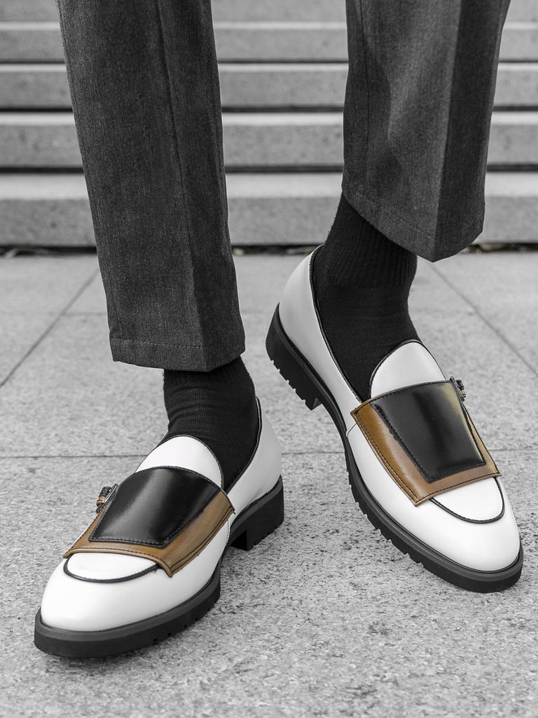 Fashion Slip on New men's loafersLuxury and British style Party and dance Nightclub Adult casual leather shoes 38-46 versatile Hot