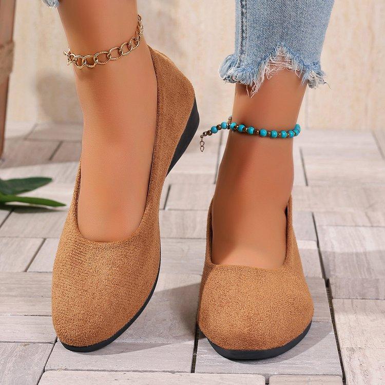 

Женские мокасины на танкетке из атласа больших размеров Весна Ретро Гонконгский стиль 43 коричневый