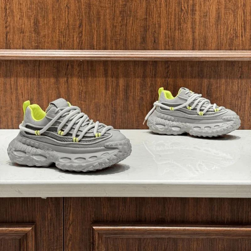 

2025 Кроссовки на высокой подошве для мужчин мужская обувь модная спортивная обувь для отдыха трендовые кроссовки на толстой подошве папины кроссовки Горячие продажи 44 серый