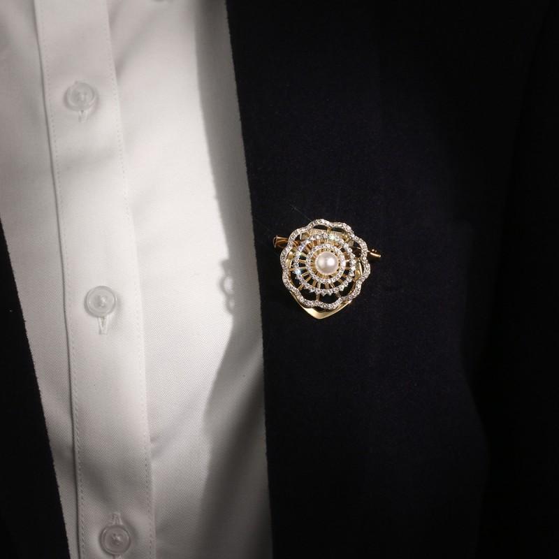 Dual Purpose Scarf Buckle Niche Diamond Inlaid Pearl Brooch Accessory Summer Corner