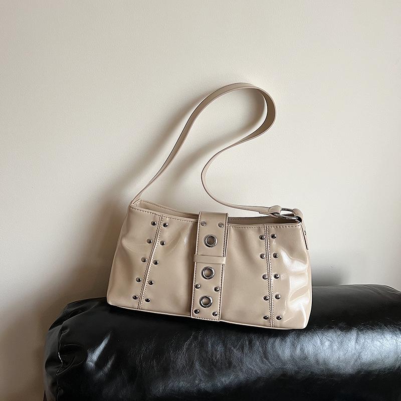 

Women Rivet Shoulder Bag Solid Color PU Zipper Square Underarm Bags Casual Fashion Female Versatile Handbag KTY 32x8x17cm