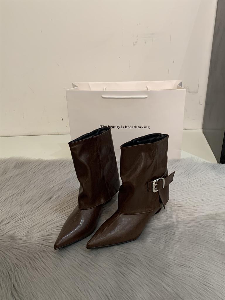 Pointed toe heel trouser boots women's autumn and winter new design sense versatile niche Spice Girl medium boots fried street short boots