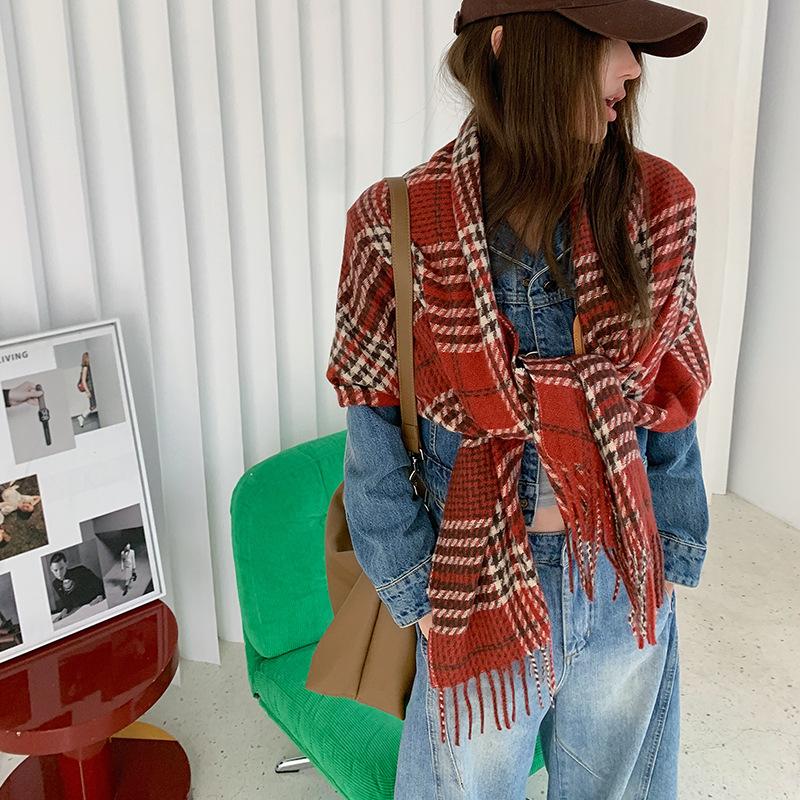 Autumn and Winter New Korean Fashion Plaid Scarf for Women Warm and Skin Friendly Versatile Imitation Cashmere Shawl and Scarf