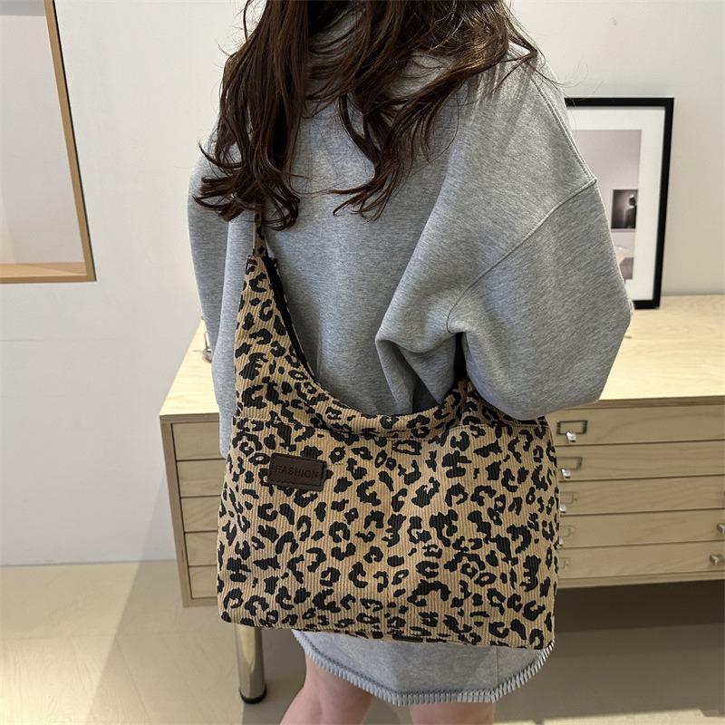 Popular Fashion Leopard Print Portable Tote Bag Women's Winter New Large-capacity Shoulder Bag Commuter Messenger Bag
