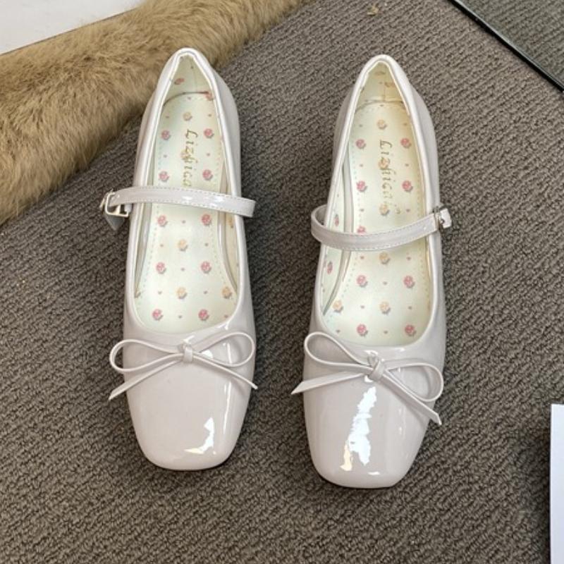 Elegant Girl Lolita Thick Heel Bow One-word Buckle Mary Jane Shoes Red Patent Leather High Heel Round Head Single Shoes Women