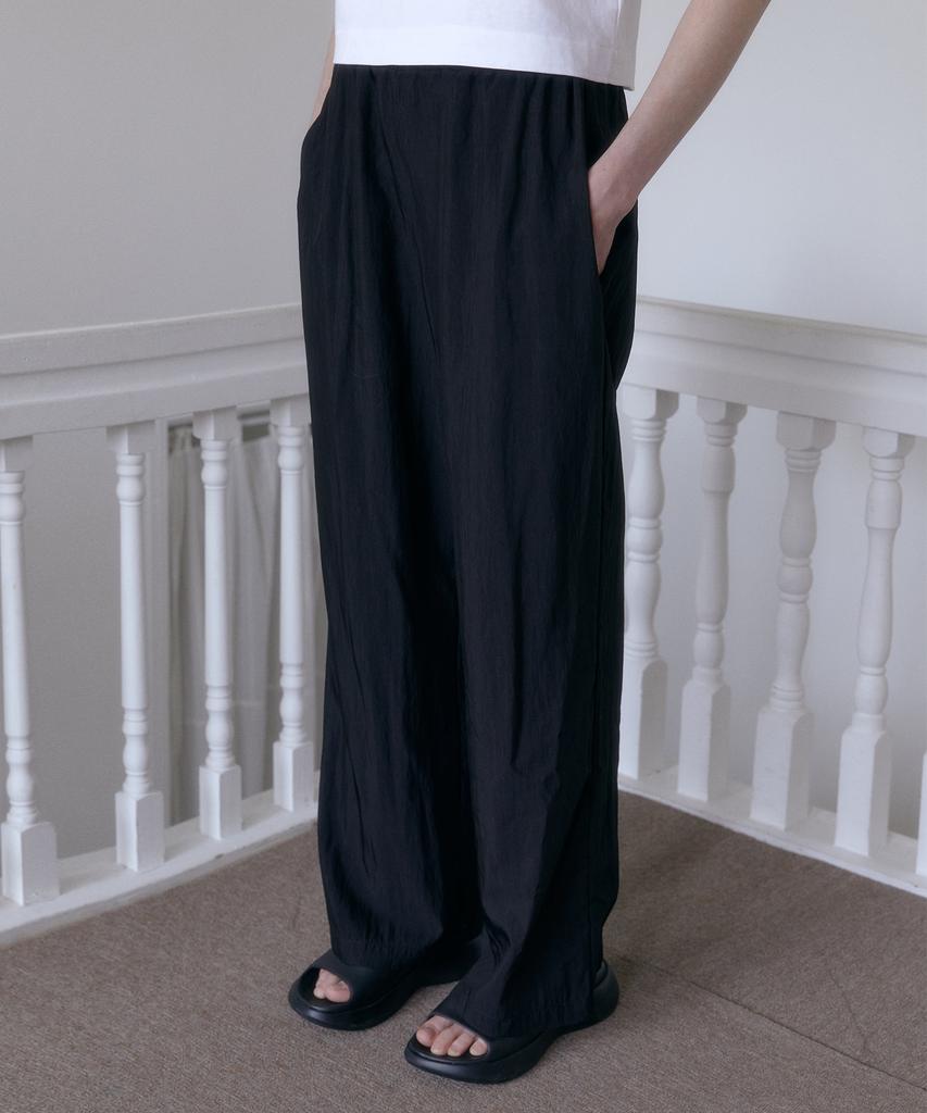 38COMEONCOMMON Nylon Banding Pants (Black)