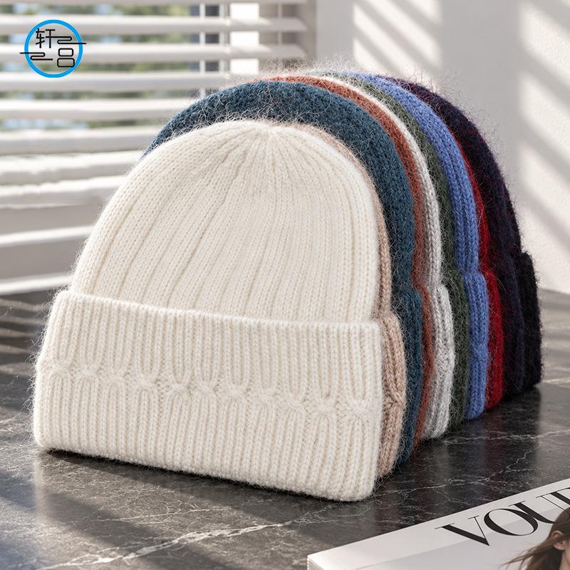 New comfortable and warm pure rabbit hair knitted wool hat source autumn and winter new white ear protection hat headcap