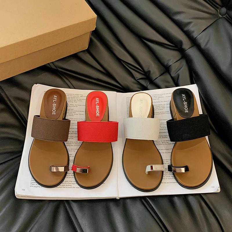 Fashion New Niche Retro Heightened Slope Heel Cool Slippers with Outer Wear Cover Toe Cold Slippers Women