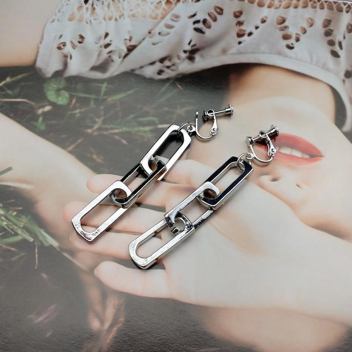 Exaggerated Metallic Style Chain Long Earrings Fashionable Earrings Ear Clips for Women
