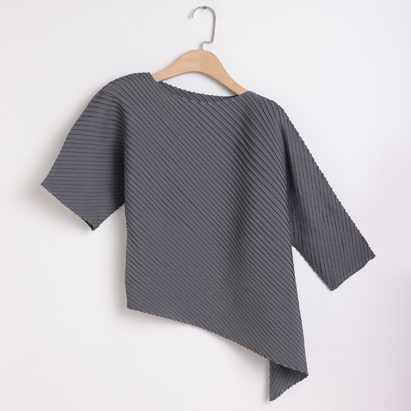 

Топ-пеплум Красивая одежда 2025 Элегантная женская летняя Красивая нарядная женская одежда Молодежная футболка Футболка Grey All yards