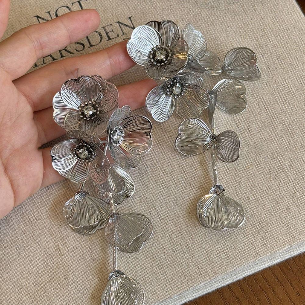 Übertriebene Damenohrringe Temperament Ohrstecker Große Blume Lange Quastenohrringe Schmuckgeschenke