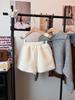 2025 Herbst/Winter Koreanischer Stil Lammwolle High-Waist Schlankmachende Weitbeinige Shorts für Damen
