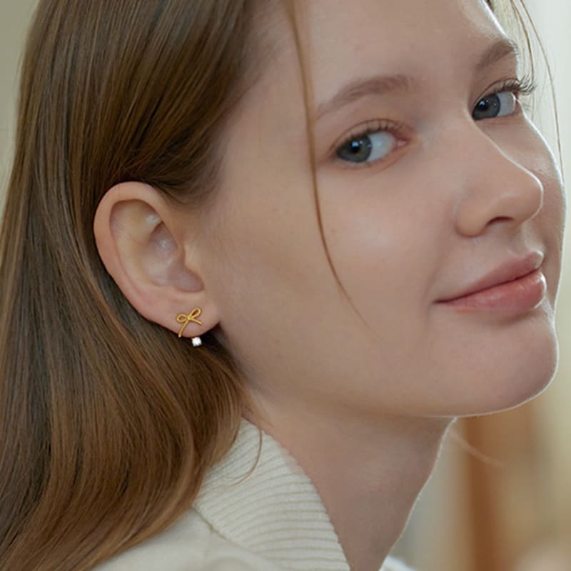 Lewe Dot ribbon two-way earring (Silver/Gold)