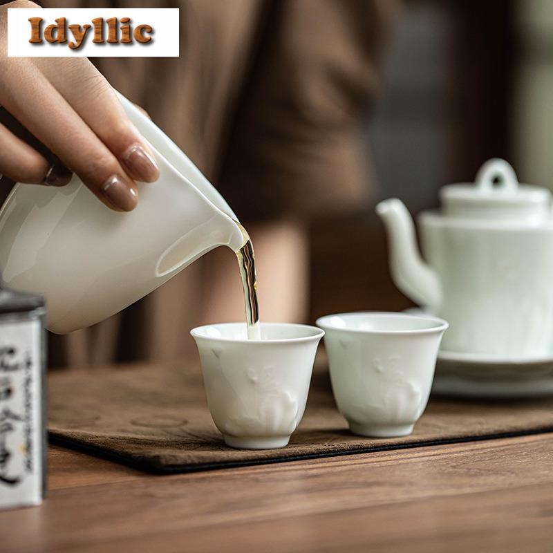 2 pezzi/lotto Tazza da tè Blu Nebbioso Rilievo Tazza da tè di Lusso Bella Tazza da tè Tazza Personale per Degustazione del Tè Tazze del Maestro Jianzhan Set da Tè 35ml