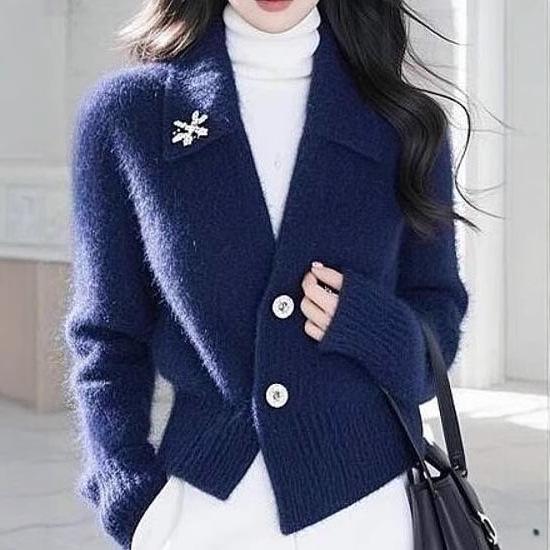 Elegant Knit Winter Cardigan: Women's 'Old Money' Style 2025 Sweater Coat
