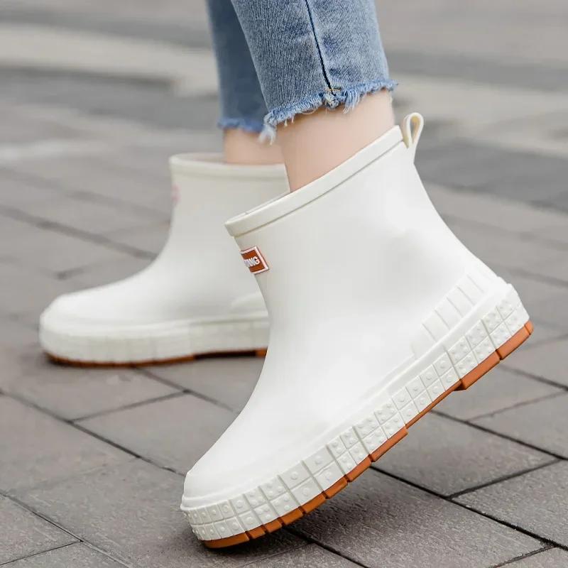 Fashion Woman Rain Shoes Waterproof Rubber Boots Ladies Casual Non-slip Flats Rain Boot Female Insulated Garden Galoshes 2024
