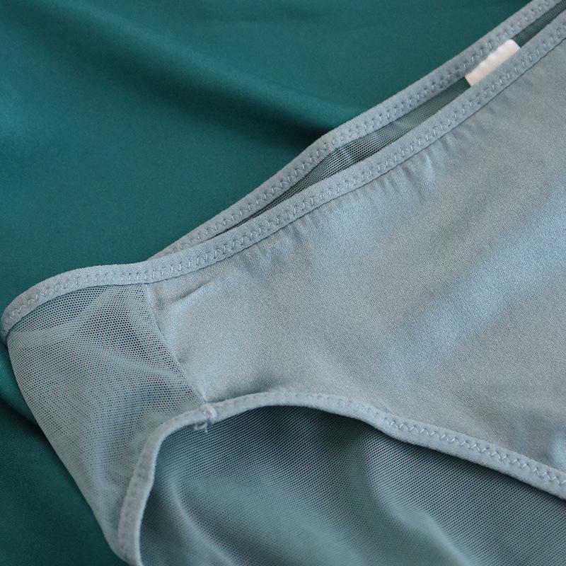 1 Pc Low Waist Sexy Lace Triangle Briefs Silky Smooth and High Elasticity Silk Home Underwear Briefs